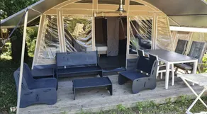 Cottage with heated pool & garden - Image 2
