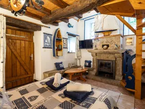 Guesthouse 'Chambre Marine' with Shared Terrace, Garden and Wi-Fi - Image 2