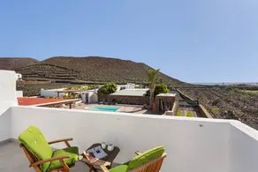 Ferienhaus 'Casa La Caldereta' mit Bergblick, privatem Pool und WLAN - Image 2