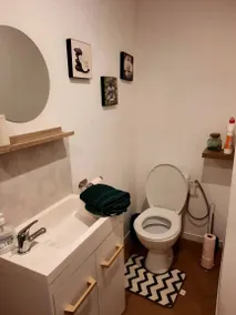 Holiday home with terrace - Image 4