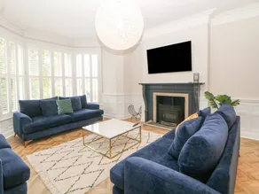 Fully equipped cottage with garden - Image 4