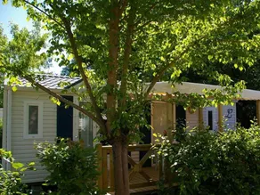 Family-oriented mobile home with terrace & heated pool | Dogs allowed - Image 5