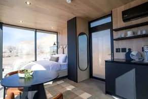 Unique Mirror Studio Retreat with Panoramic Views near Capitol Reef, Torrey Utah - Image 5