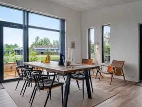House with terrace & barbecue - Image 3