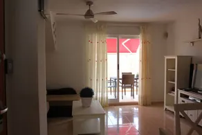 Apartment with terrace, barbeque & pool - Image 5