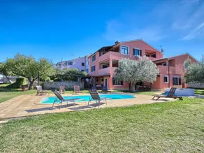 Charming apartment with pool, hot tub & terrace | Dogs allowed - Image 4