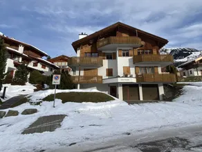 Appartement de vacances entièrement équipé avec terrasse | À côté du ski - Image 5