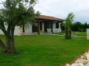Ferienhaus mit Garten, Terrasse und privatem Pool | Poolblick - Image 4