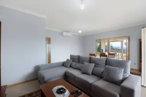 Merveilleuse maison de vacances entièrement équipée avec terrasse, internet haut débit et jardin | Vue montagne - Image 5