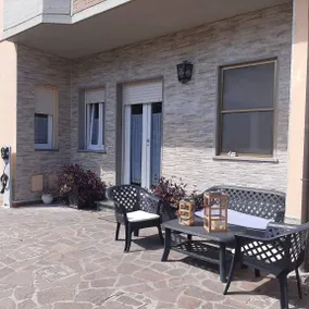 Villa with terrace, hot tub & private pool | Mountain view | Perfect for remote work - Image 4