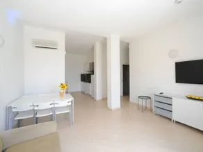 Apartment mit Terrasse, Pool und Garten | Neben dem Strand | Hunde erlaubt - Image 2