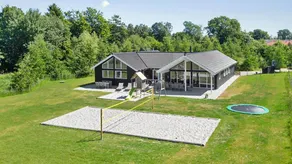 House with barbecue, garden & terrace | Pet-friendly - Image 2