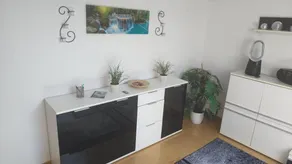 Family-oriented flat with pool | Pets allowed - Image 5
