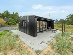 House with barbeque - Image 3