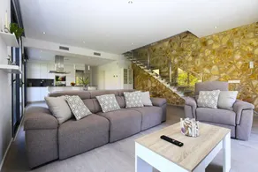 Villa mit privatem Pool, Garten und Terrasse - Image 4