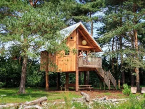 Unique accommodation with heated pool - Image 4