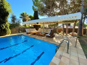Holiday home with garden | Beach nearby | Pets are welcome - Image 4