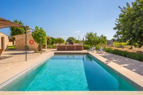 Family-oriented holiday home with private pool, terrace & garden | Mountain view | Good for workation - Image 4