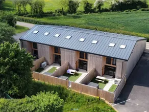 Ferienhaus mit Garten und Whirlpool - Image 5