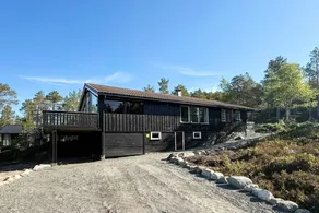 Fully equipped big house with garden & terrace | Pet-friendly - Image 2
