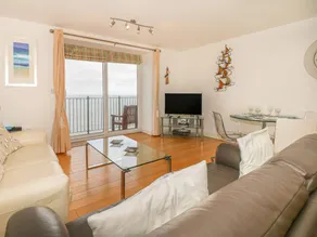 Family-oriented cottage | Beach view | Next to the beach - Image 2