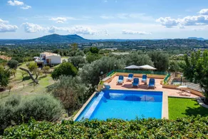 Villa 'Gran' with Mountain View, Wi-Fi and Air Conditioning - Image 2