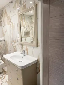 Super Luxurious brand new 3 bedrooms garden flat - Image 3
