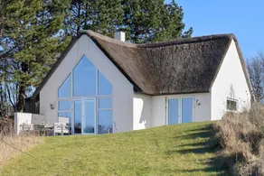 House with sauna, terrace & barbecue | Sea view - Image 2