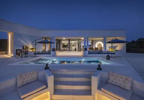 Fully equipped nice villa with terrace, heated pool & BBQ | Dogs allowed - Image 2