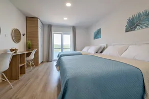Apartment | Water view - Image 3