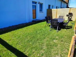 Spacious Apartment with Private Garden and Wi-Fi in Milmersdorf - Image 3