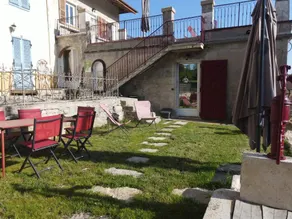 Attraente gîte accogliente e familiare con giardino, barbecue e sauna - Image 2