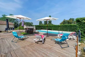 Fully equipped holiday home with garden, pool & terrace | Lake view | Suitable for remote work - Image 4