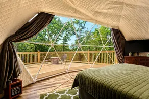 Cozy Dome with Private Hot Tub & Fire Pit Getaway in Murray, Kentucky - Image 5