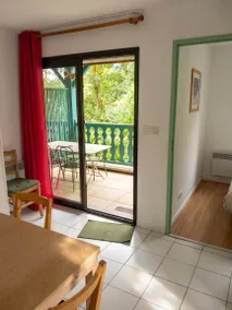 Flat with pool & garden | Garden view - Image 2
