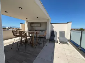 Gîte entièrement équipé avec piscine privée, terrasse et jardin | À côté de la plage | Avec animaux acceptés - Image 2