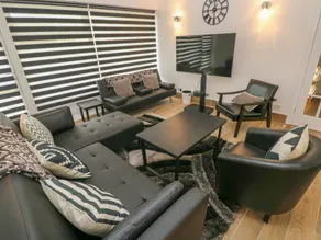 Family-oriented pleasant cottage | Beach view | Next to the beach - Image 3