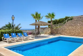 Big villa with BBQ, private pool & garden - Image 2