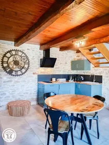 Schöne Ferienunterkunft mit Grill, privatem Pool und Terrasse - Image 4