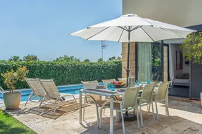 Ferienhaus mit Garten, Grill und Terrasse | Bergblick - Image 2