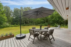 House with terrace, BBQ & garden - Image 2