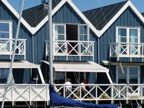 Holiday home with terrace | Sea view - Image 2