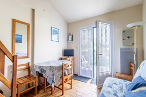 Agréable maison adaptée aux familles avec barbecue, jardin et piscine chauffée | Vue mer | À côté de la plage | Avec animaux autorisés - Image 3