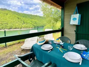 Chalet with heated pool, terrace & barbecue | Lake view - Image 4