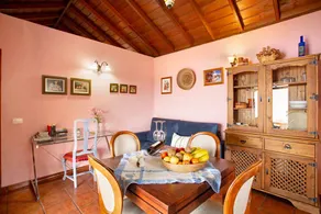 Holiday Home 'La Roquina' with Sea View, Wi-Fi and Air Conditioning - Image 5