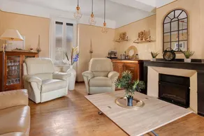 Casa con giardino, terrazza e idromassaggio | Vista sulla città - Image 4