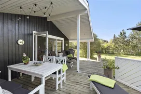 House with BBQ & terrace - Image 2