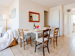Nice apt with BALCONY and VIEW on the BEACH - Image 4