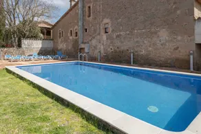 Family-friendly beautiful holiday home with barbeque, private pool & jacuzzi | Mountain view | Pets are welcome - Image 3