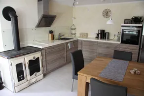 Appartement avec terrasse - Image 3